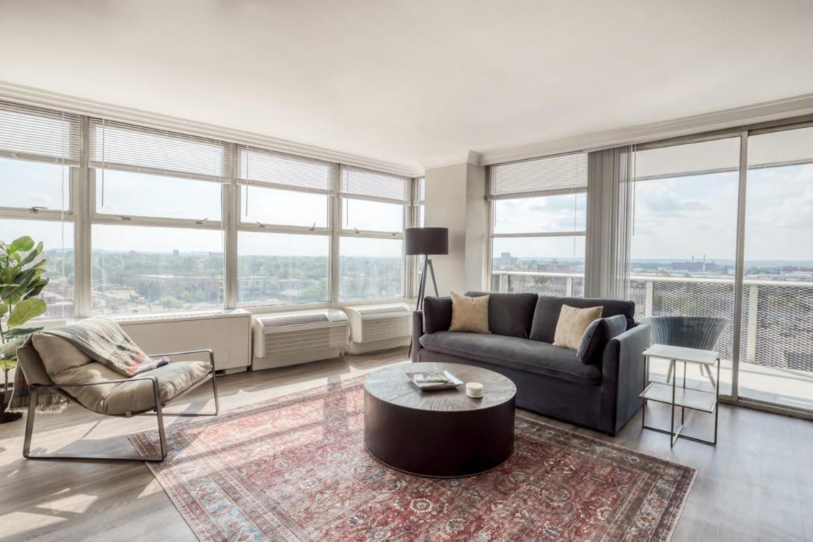 Cozysuites 800 Tower 1Br With Gym! 10 Louisville Dış mekan fotoğraf