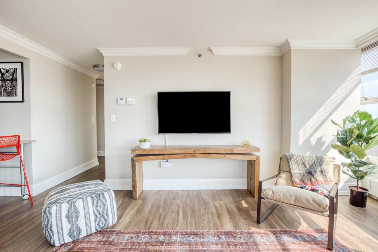 Cozysuites 800 Tower 1Br With Gym! 10 Louisville Dış mekan fotoğraf